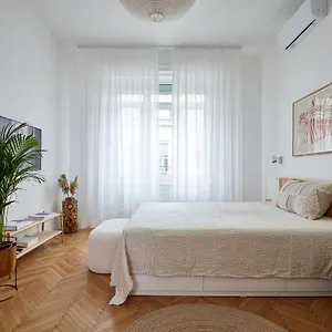 asbth-22-cozy-center-apartment.inbudapesthotels.com/