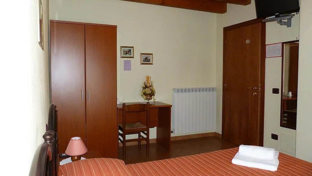 Agriturismo Ai Due Volti Dossobuono